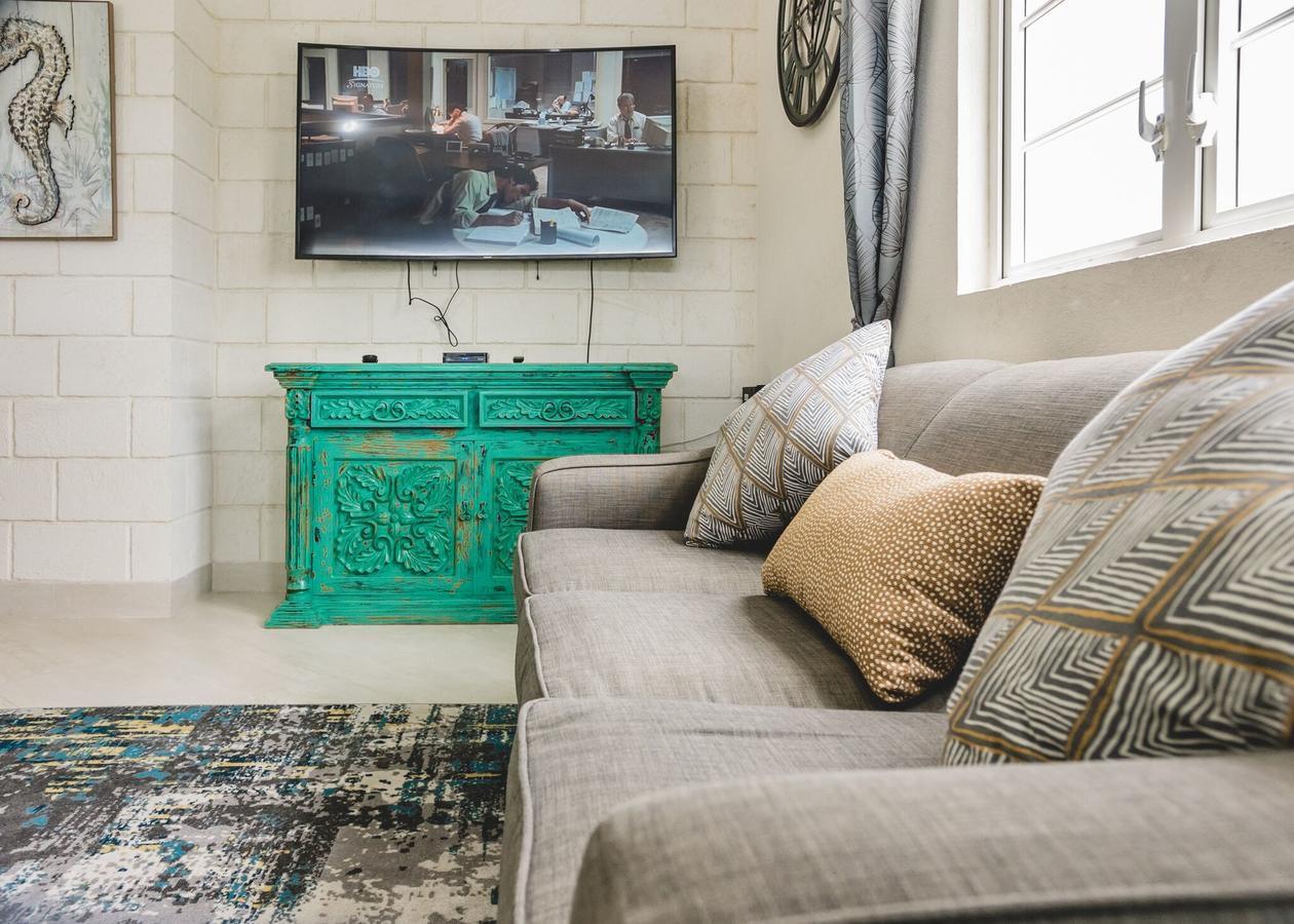 Ez Living Apartment
