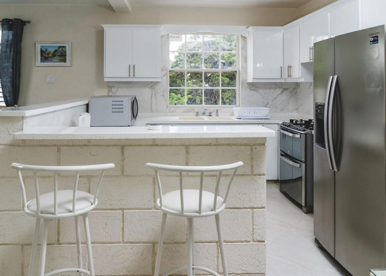 Ez Living Apartment Bridgetown
